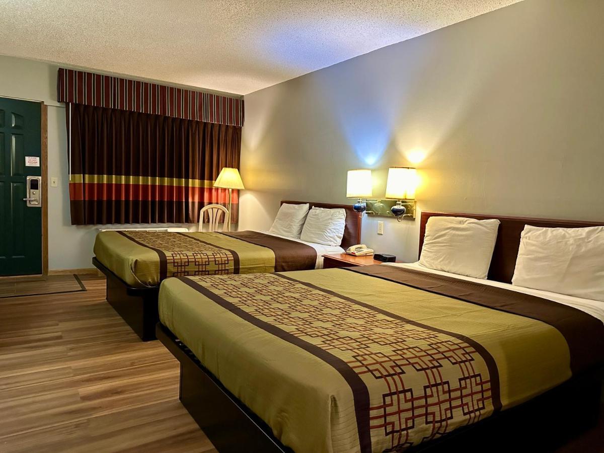 Thunderbird Motor Inn Барабуу Екстериор снимка
