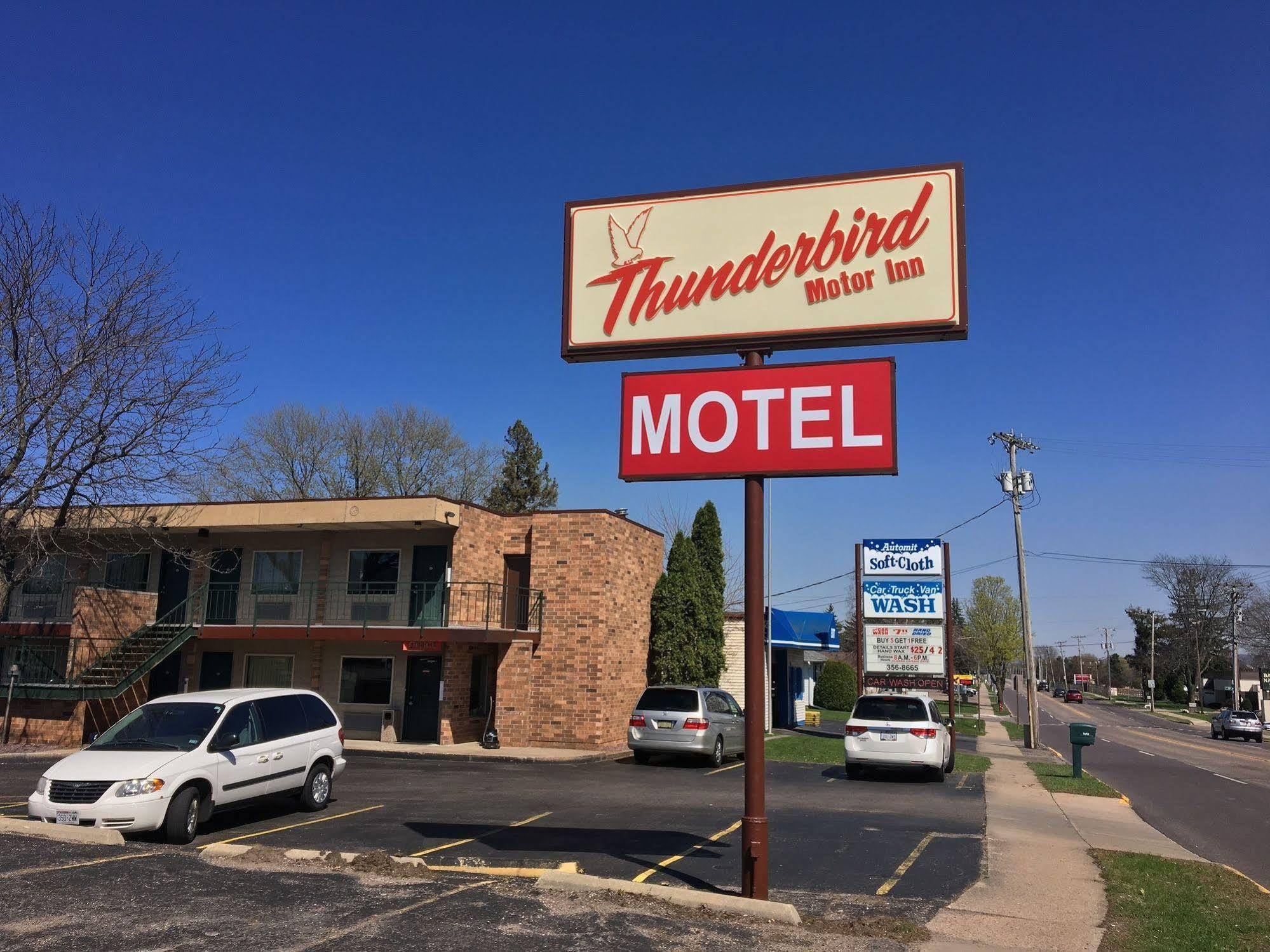Thunderbird Motor Inn Барабуу Екстериор снимка
